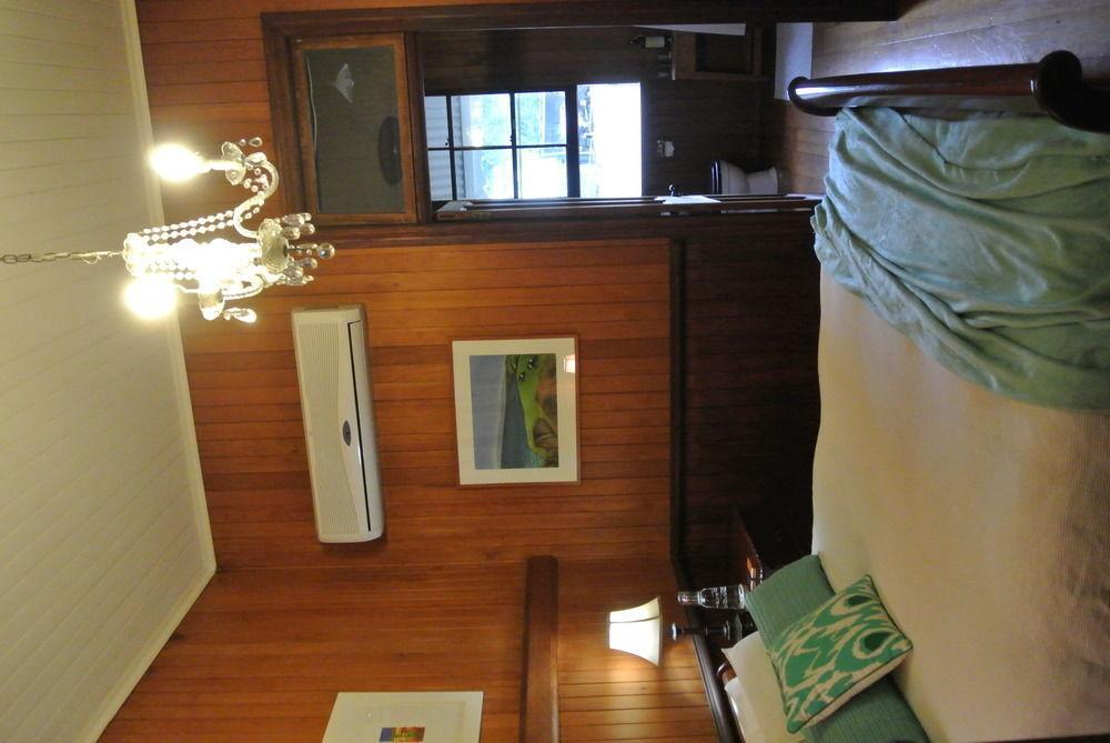 Wiss House Bed & Breakfast Kalbar Exterior foto
