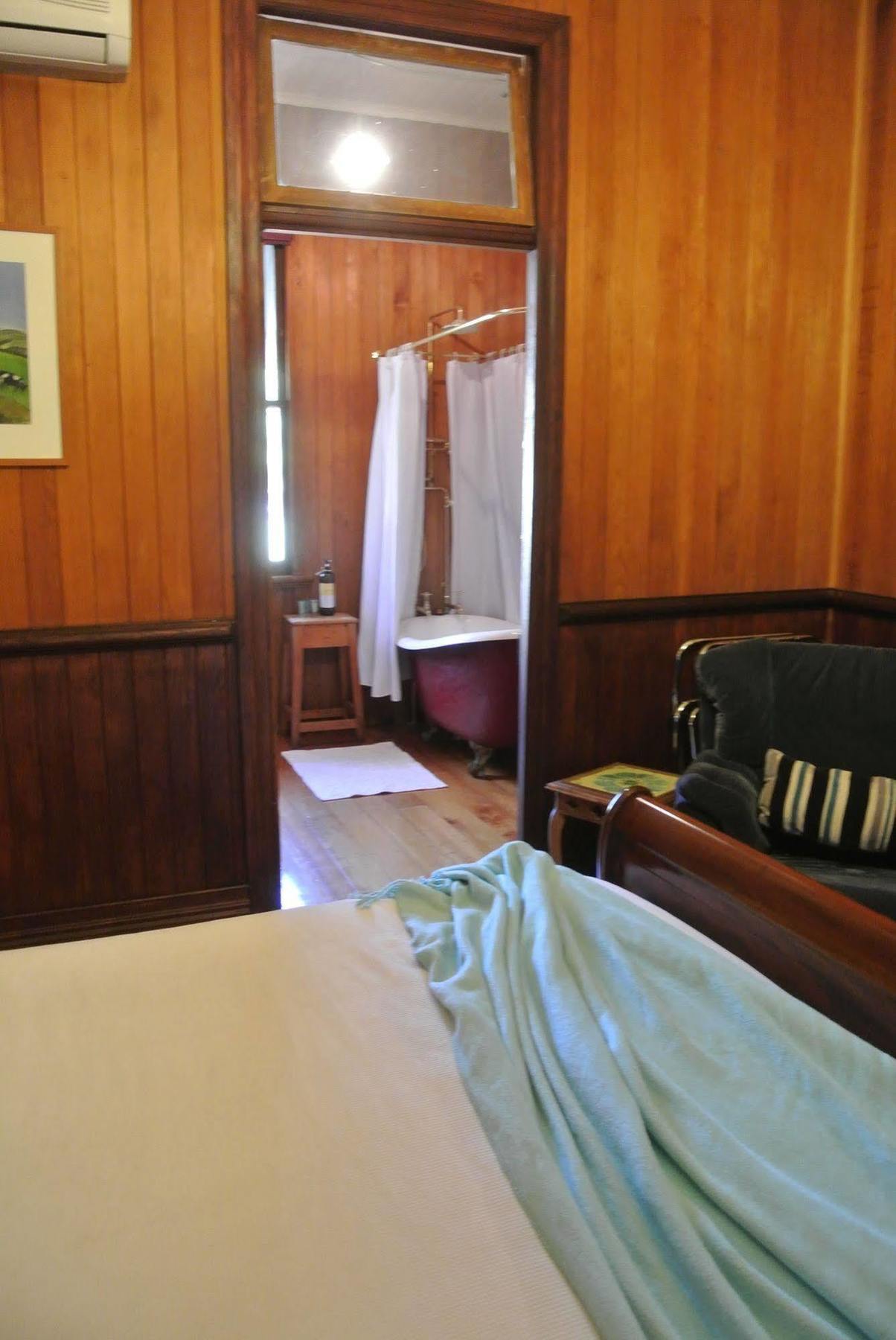 Wiss House Bed & Breakfast Kalbar Exterior foto